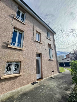 maison-villa à la vente -   63000  CLERMONT-FERRAND, surface 71 m2 vente maison-villa - APR746847